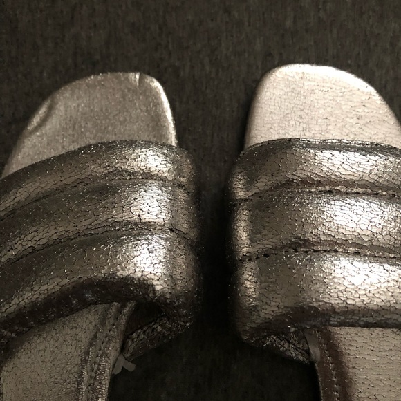 Zara Slides…NWOT - Picture 3 of 5